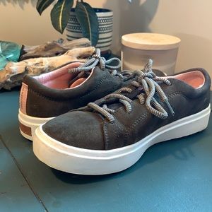 Dr. Scholl’s Wander Lace Memory Foam Sneaker